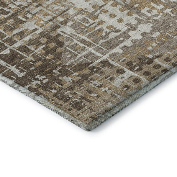 HomeRoots 10' X 14' Brown And Beige Geometric Area Rug - Washable, UV-Protected, Ideal for Busy Homes! 718382
