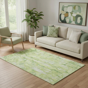 HomeRoots 8' Lime Green & Ivory Abstract Washable Round Rug - Durable, UV-Protected, Perfect for High-Traffic Areas! 718511