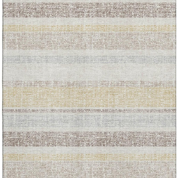 HomeRoots 8' Ivory and Beige Striped Round Rug - Washable, UV-Protected, Durable for High-Traffic Spaces 718608