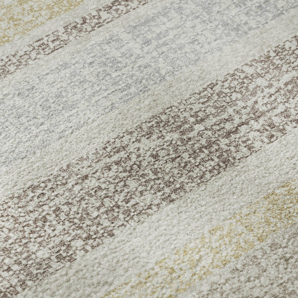 HomeRoots 8' Ivory and Beige Striped Round Rug - Washable, UV-Protected, Durable for High-Traffic Spaces 718608