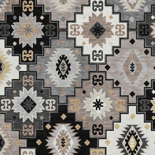HomeRoots 5' X 8' Modern Black and Gray Geometric Area Rug - Washable, UV Protected, Non-Slip for Busy Homes 718637