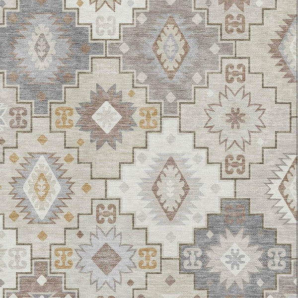 HomeRoots 5' X 8' Ivory and Gray Geometric Washable Area Rug - Stain-Resistant, UV Protected, Family-Friendly! 718655