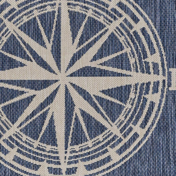 HomeRoots 4' Gray and Blue Floral Area Rug - Coastal Elegance with Low Pile Design for Any Room's Charm 719014