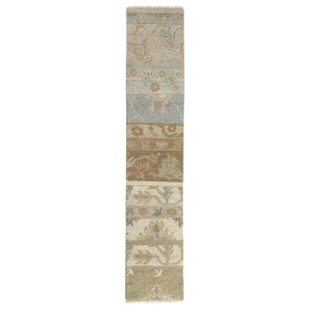 HomeRoots 8' X 10' Hand-Tufted Wool Area Rug in Light Gray & Beige - Floral Design for Cozy Living Spaces 719020