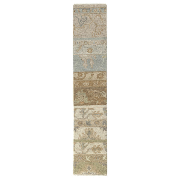 HomeRoots 8' X 10' Hand-Tufted Wool Area Rug in Light Gray & Beige - Floral Design for Cozy Living Spaces 719020