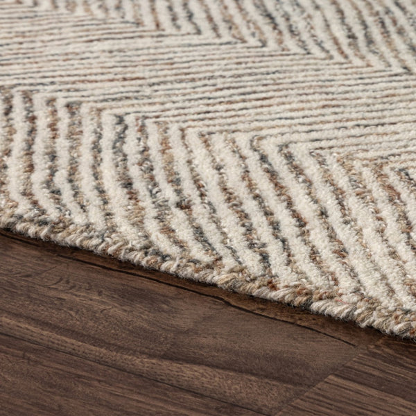HomeRoots 5' Light Gray & Beige Floral Hand-Tufted Wool Area Rug - Elegant, Durable, Perfect for Any Room! 719023