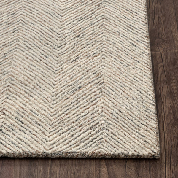 HomeRoots 5' Light Gray & Beige Floral Hand-Tufted Wool Area Rug - Elegant, Durable, Perfect for Any Room! 719023