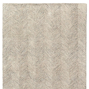 HomeRoots 5' Light Gray & Beige Floral Hand-Tufted Wool Area Rug - Elegant, Durable, Perfect for Any Room! 719023