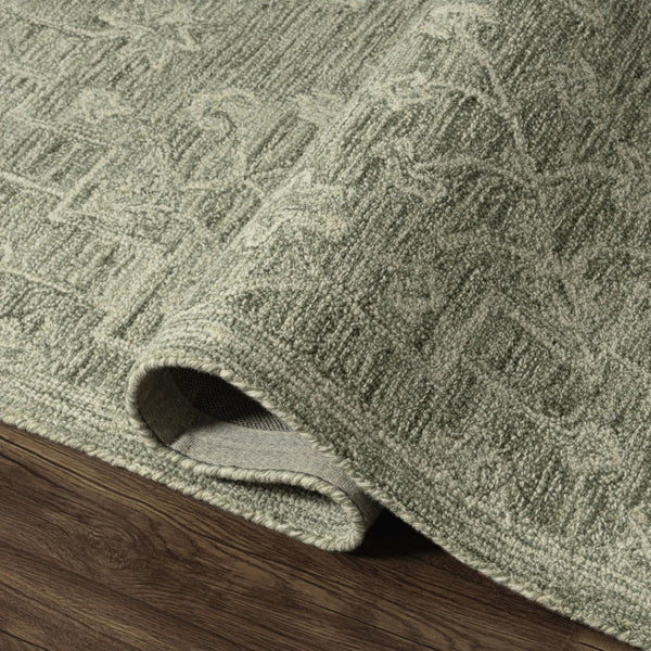 HomeRoots 5' X 8' Hand-Tufted Green and Ivory Floral Wool Area Rug - Timeless Charm for Any Space! 719025