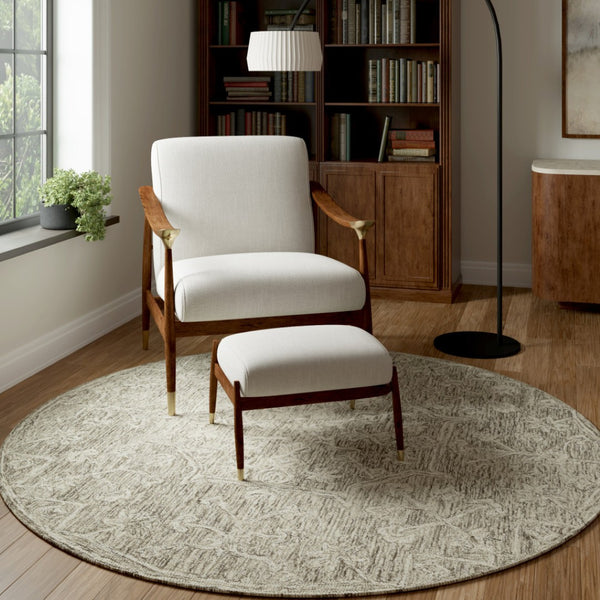 HomeRoots 8' Brown and Tan Hand-Tufted Wool Runner Rug - Timeless Floral Charm for Hallways and Entryways 719031