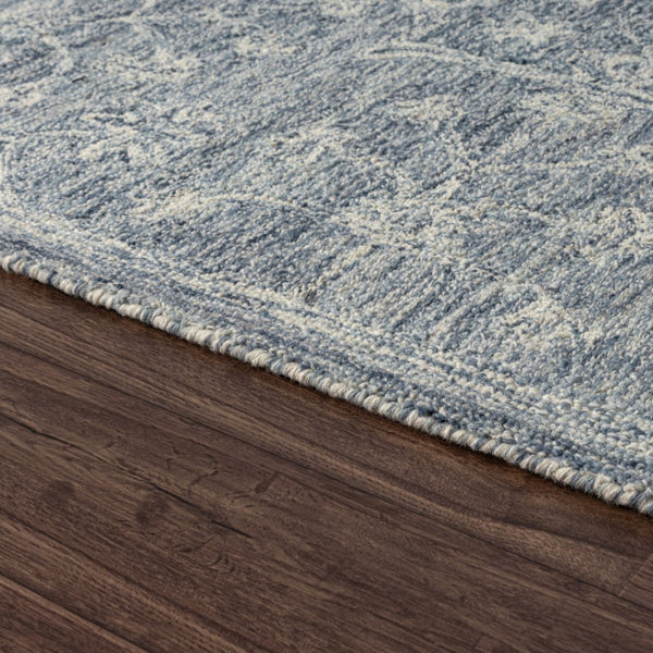 HomeRoots 5' Blue & Ivory Hand-Tufted Wool Area Rug – Elegant Floral Design for Cozy, High-Traffic Spaces 719034