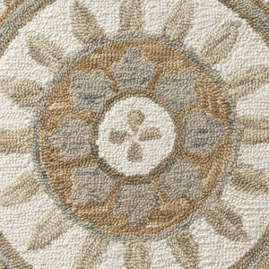 HomeRoots 5' Hand-Tufted Wool Medallion Round Rug in Soft Ivory and Beige – Artisan Crafted Comfort & Style 719091