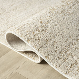HomeRoots 4' Abstract Area Rug in Beige & Cream - Modern Elegance, Soft Texture, Stain-Resistant, 4' x 5' Size 719115
