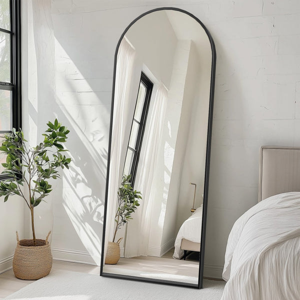 HomeRoots 70" Gold Metal Arch Full-Length Mirror – Freestanding or Wall-Mounted, Modern Elegance for Any Space 719122