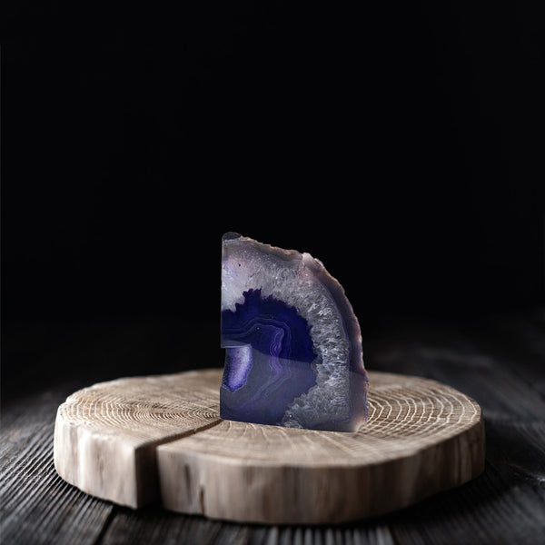 HomeRoots 8" Purple Glass Crystal Figurine – Elegant Home Accent for Modern Decor, Unique Gift Idea! 719322