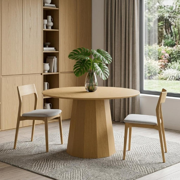 46 Inch Round Oak Wood Dining Table with Pedestal Base for Elegant Kitchen Gatherings