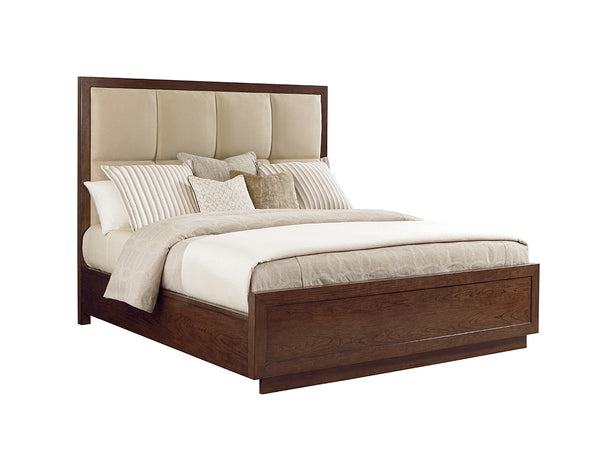 Lexington Casa Del Mar Upholstered Bed - Contemporary Elegance With Plush Comfort And Stylish Design Elements Carrillo  721-135c