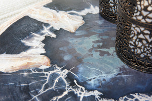 Lexington Cross Creek Contemporary Accent Table With Petrified Wood Top & Hand-burnished Silver Leaf Base Carrillo  721-958c