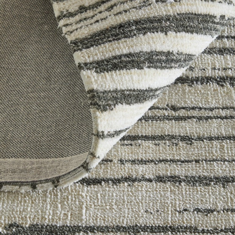 HomeRoots Abstract Power Loomed Polyester Area Rug Stain Resistant Bold Modern Living Room Accent Piece 8' x 10' 722092