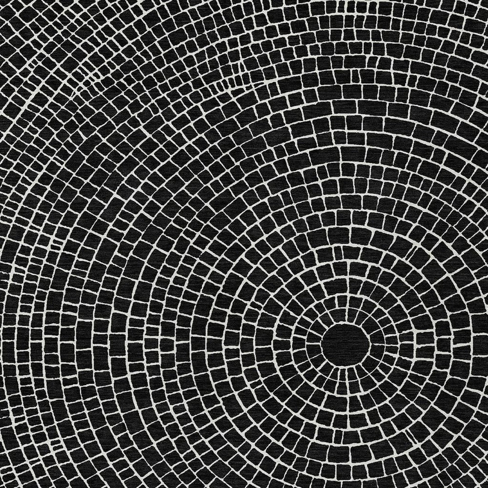 HomeRoots 9x12 Geometric Polyester Indoor Outdoor Rug Machine Washable Bold Black Ivory Pattern 725504