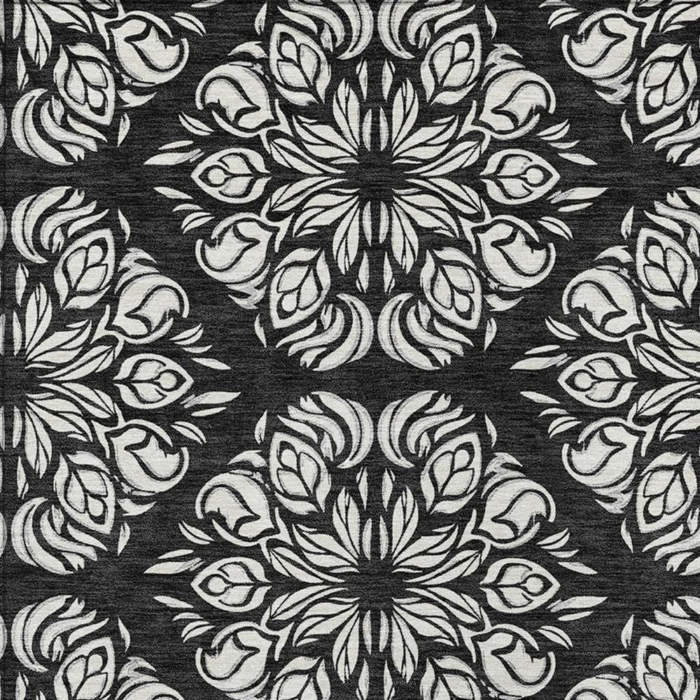 HomeRoots Damask Polyester Area Rug Washable Indoor Outdoor Low Pile for Patio and Living Room 8' x 10' 725573