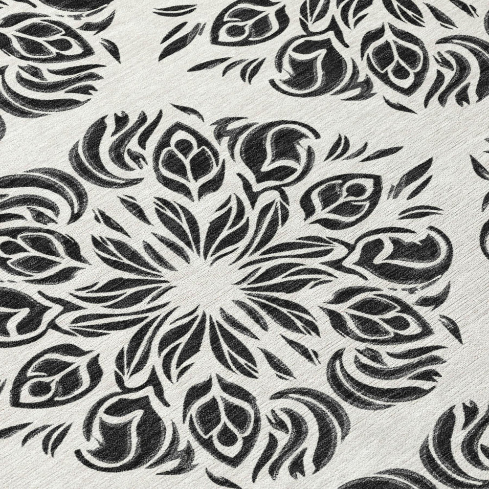 HomeRoots 8 Foot Round Damask Polyester Area Rug Washable Indoor Outdoor Patio Ivory 725596