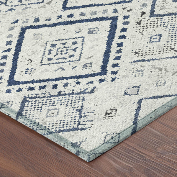 8 Ft Round Washable Polyester Rug Ivory Navy Geometric Pattern Indoor Outdoor