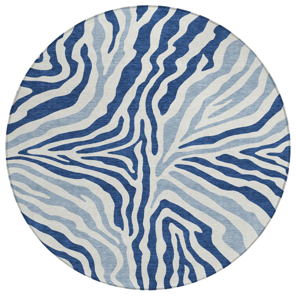 HomeRoots 8 Ft Round Zebra Print Indoor Outdoor Rug Washable Polyester Navy Ivory Patio Accent 728908