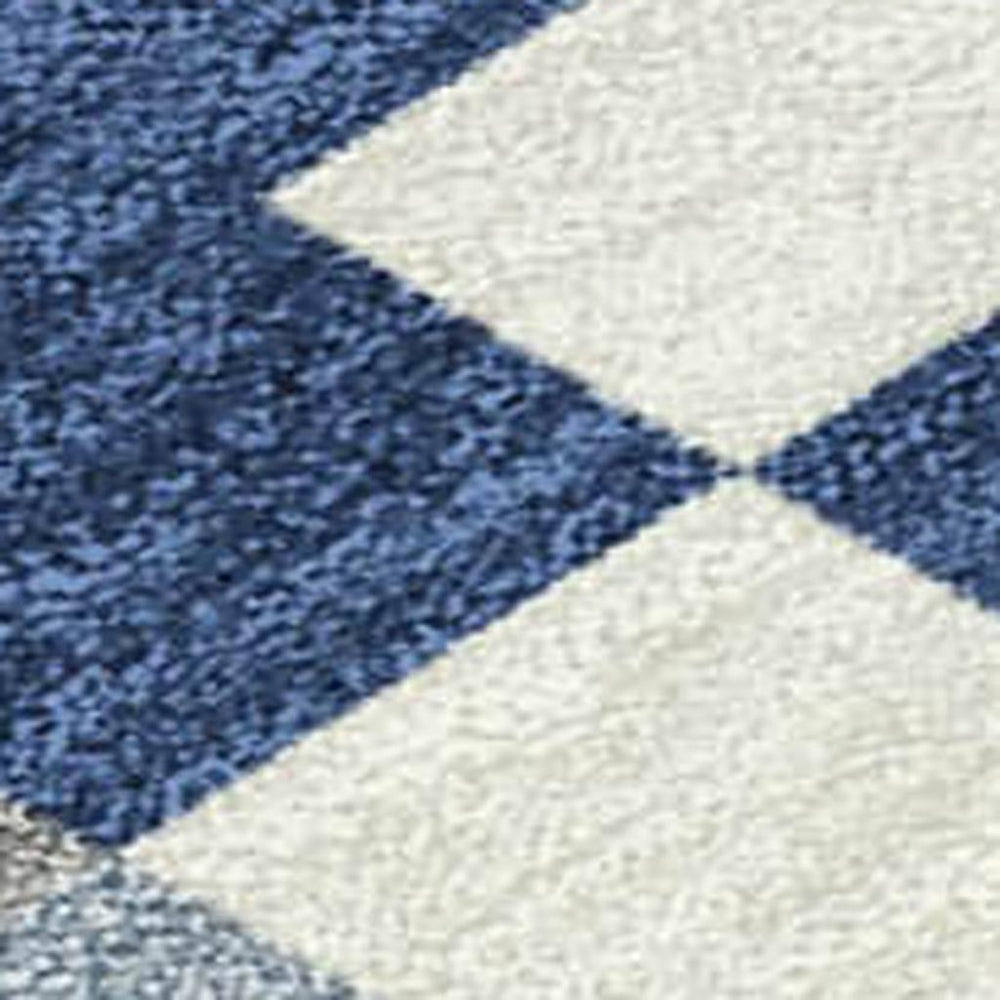 HomeRoots 8 Ft Round Geometric Patchwork Polyester Area Rug for Indoor Outdoor Spaces 729685