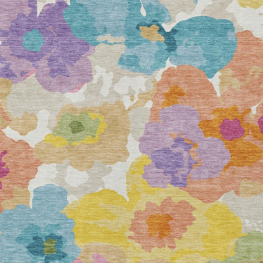 HomeRoots 5 X 8 Washable Floral Polyester Area Rug for Patios Entryways and Living Rooms 732200