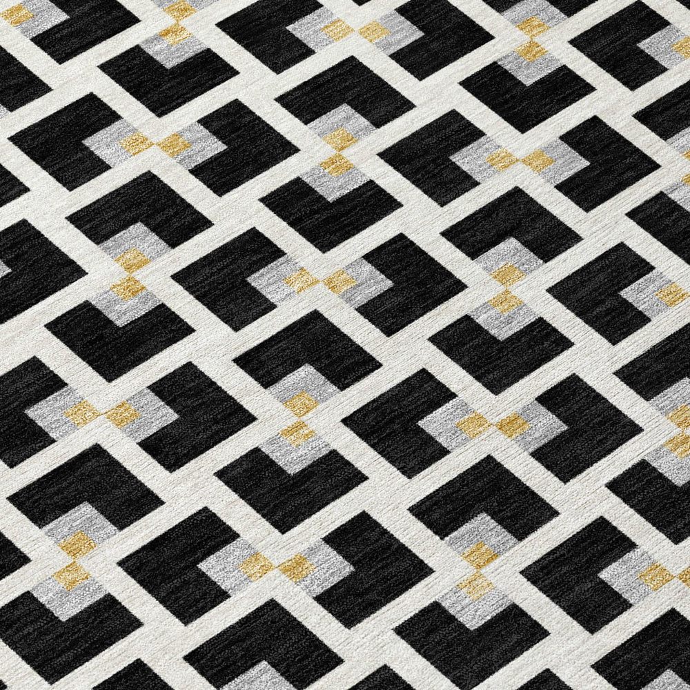 HomeRoots 5x8 Geometric Polyester Area Rug Washable for Indoor Outdoor Patios and Entryways 732766
