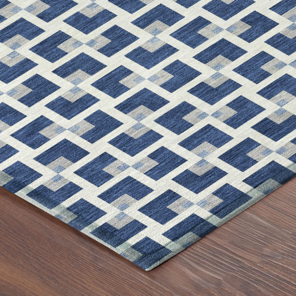 HomeRoots 8 Foot Round Geometric Polyester Area Rug Machine Washable Indoor Outdoor Patio 732797