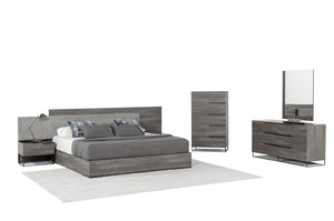 VIG Furniture Enzo Italian Chest In Matte Grey Oak Veneer With Glass Top, 5 Soft-Close Drawers, Modern Legs VGACENZO-CHEST