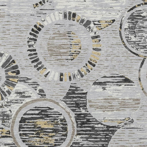 HomeRoots 8 X 10 Silver Gray Geometric Polyester Area Rug Washable for Indoor Outdoor Use 734331