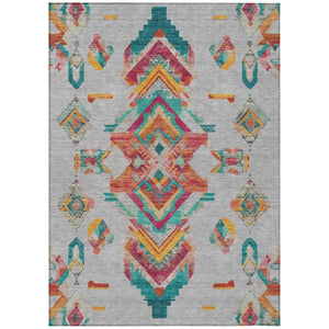 HomeRoots 5x8 Silver Ivory Tribal Polyester Area Rug Stain Resistant for Indoor Outdoor Use 735515