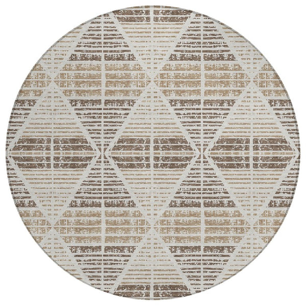 HomeRoots 8 Foot Round Geometric Polyester Area Rug Washable for Patio Porch and Family Rooms 735972