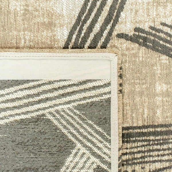 HomeRoots 5 Ft Round Abstract Area Rug Stain Resistant Eco Friendly Pet Fiber Washable Accent 738265