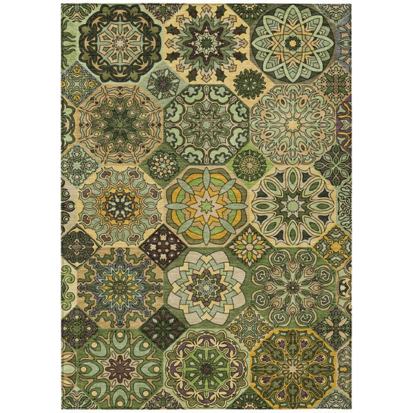HomeRoots 5x8 Patchwork Polyester Area Rug Washable Indoor Outdoor Stain Resistant Green 739272