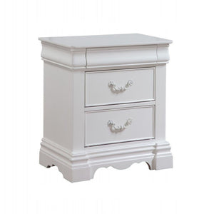 English Elm Pine Wood Nightstand With 3 Drawers – Classic White Finish, Durable Storage For Any Bedroom Style B016P253587-GIGA