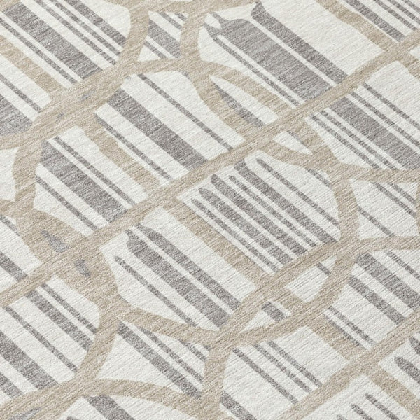 9 X 12 Ivory Silver Geometric Polyester Area Rug Stain Resistant Indoor Outdoor