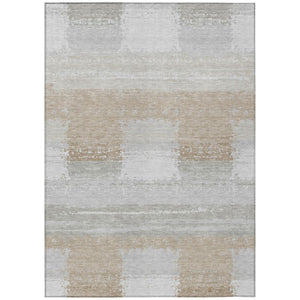 HomeRoots 5 X 8 Silver Gray Geometric Polyester Area Rug Washable for Indoor Outdoor Use 740980