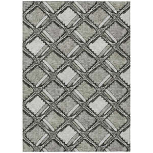 HomeRoots 5x8 Taupe Brown Geometric Polyester Area Rug Washable for Indoor Outdoor Spaces 741972