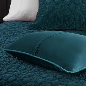 English Elm 3 Madison Park Harper Velvet Quilt Set Full/Queen with Antimicrobial Finish Plush Geometric Quilting Teal 16.14 L x 7.09 W x 17.72 H B03597494