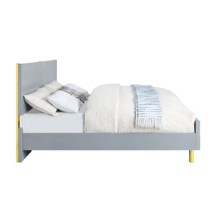English Elm Gaines High Gloss EK Bed Frame with Wave Pattern Headboard, Metal Legs, 39 Slats, 660lb Capacity Gray 86.02 L x 18.74 W x 6.77 H B2726S00481
