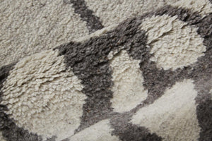 8 Foot Hand Knotted Wool Abstract Area Rug Ivory Gray Artisan Stain Resistant