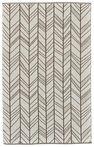 HomeRoots 8x10 Handwoven Wool Chevron Area Rug Stain Resistant Artisan Craft for Living Room 744218