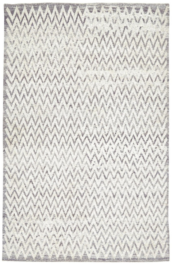 HomeRoots 8 X 10 Ivory Gray Abstract Hand Knotted Artisan Area Rug for Living Room 744251
