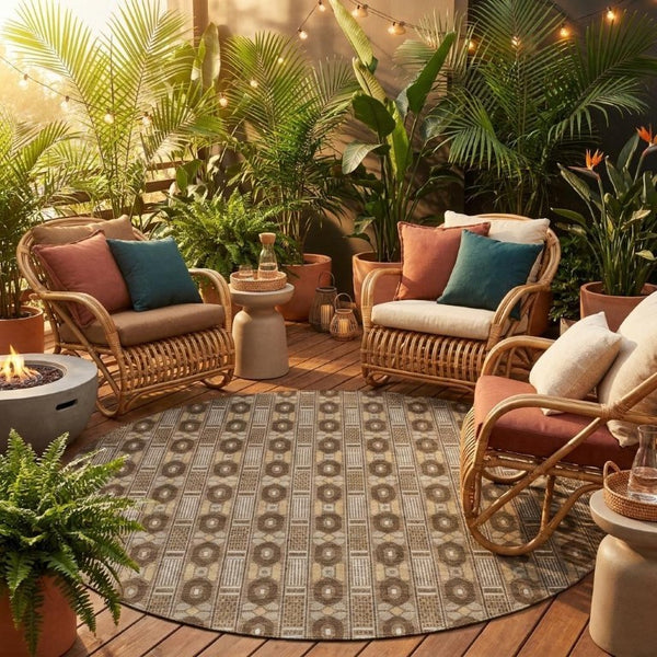 8 Foot Round Striped Polyester Area Rug Washable and Stain Resistant for Patio or Home
