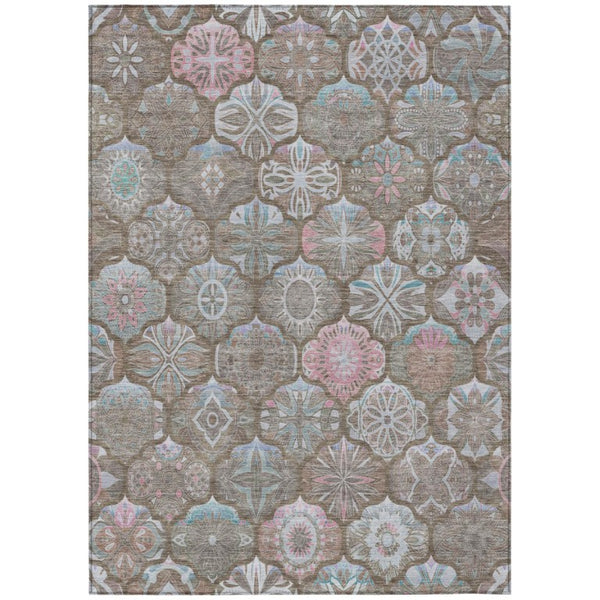 HomeRoots 5x8 Indoor Outdoor Ogee Area Rug Stain Resistant Polyester for Patio or Living Room 746279