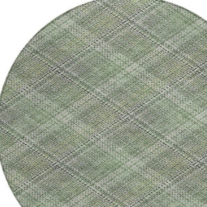 8 Foot Round Plaid Polyester Rug Washable Stain Resistant for Patio or Family Room